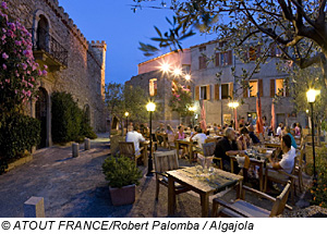 Restaurant in Algajola, Frankreich